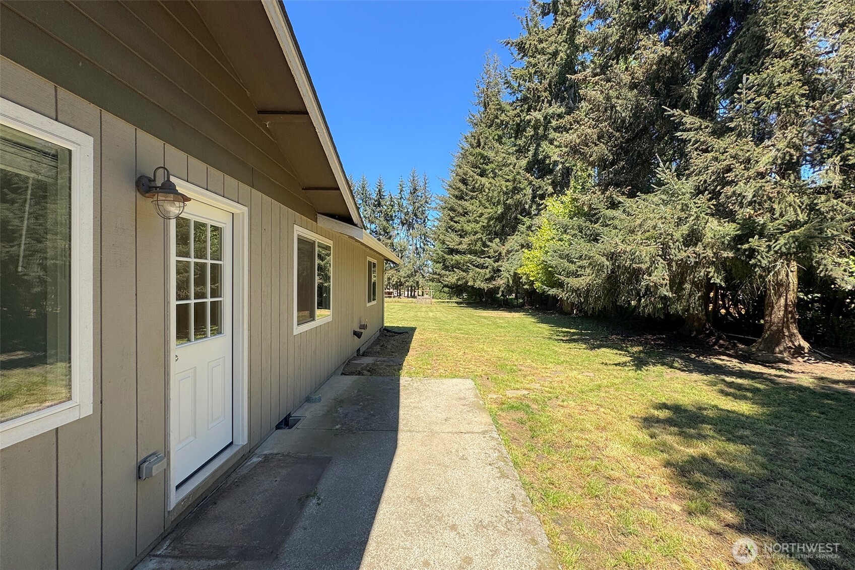 221 McComb Lane , Sequim, WA 98382