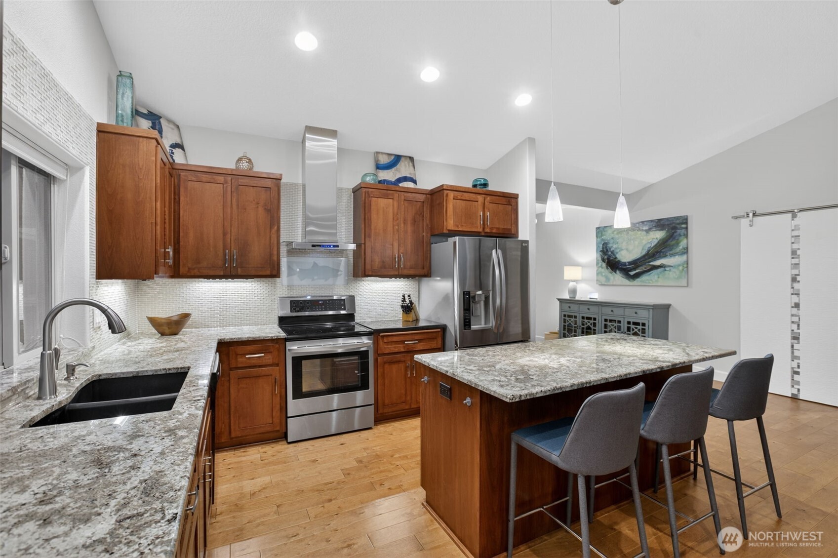282 River Glen Road , Washougal, WA 98671