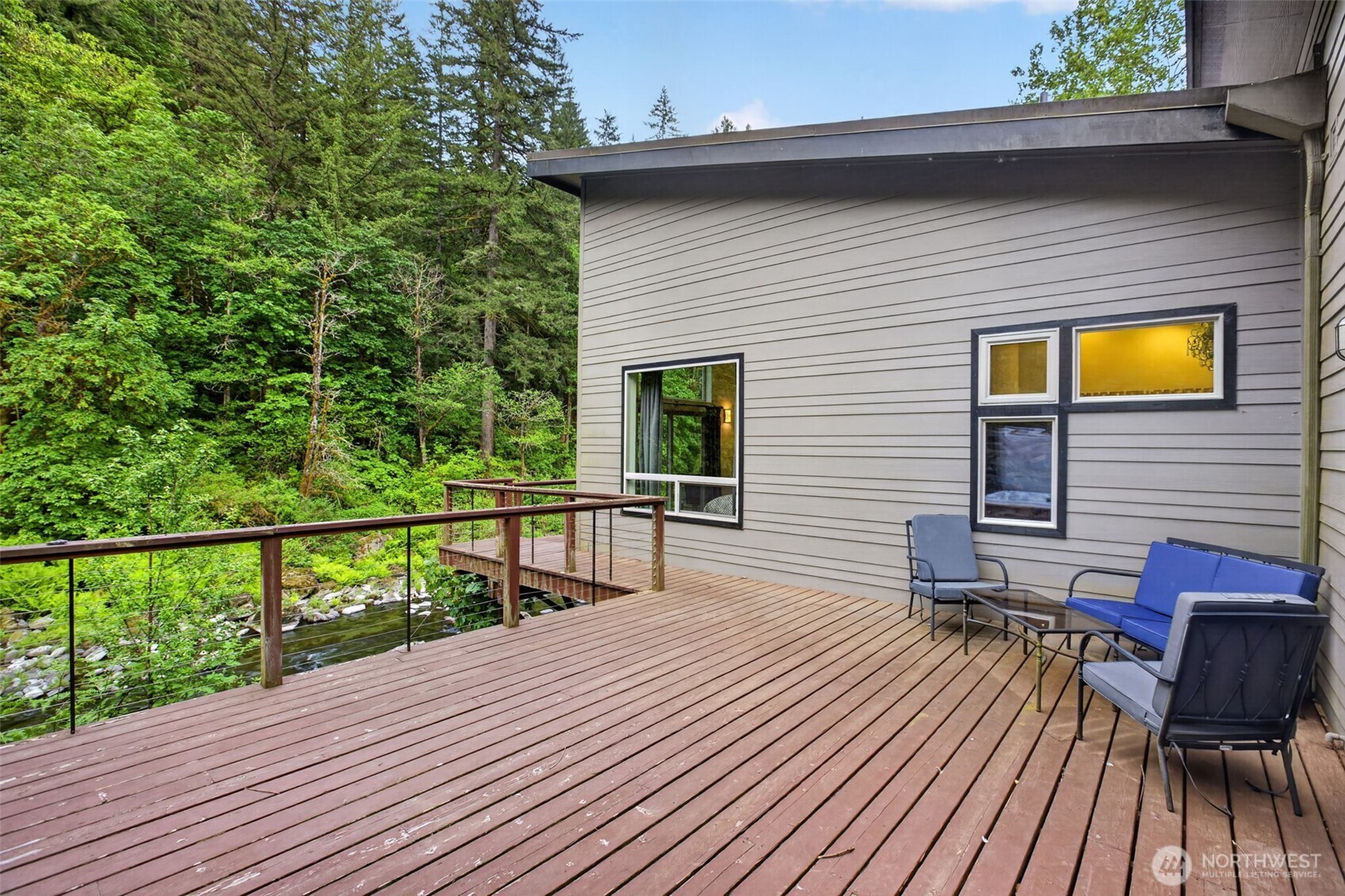 282 River Glen Road , Washougal, WA 98671