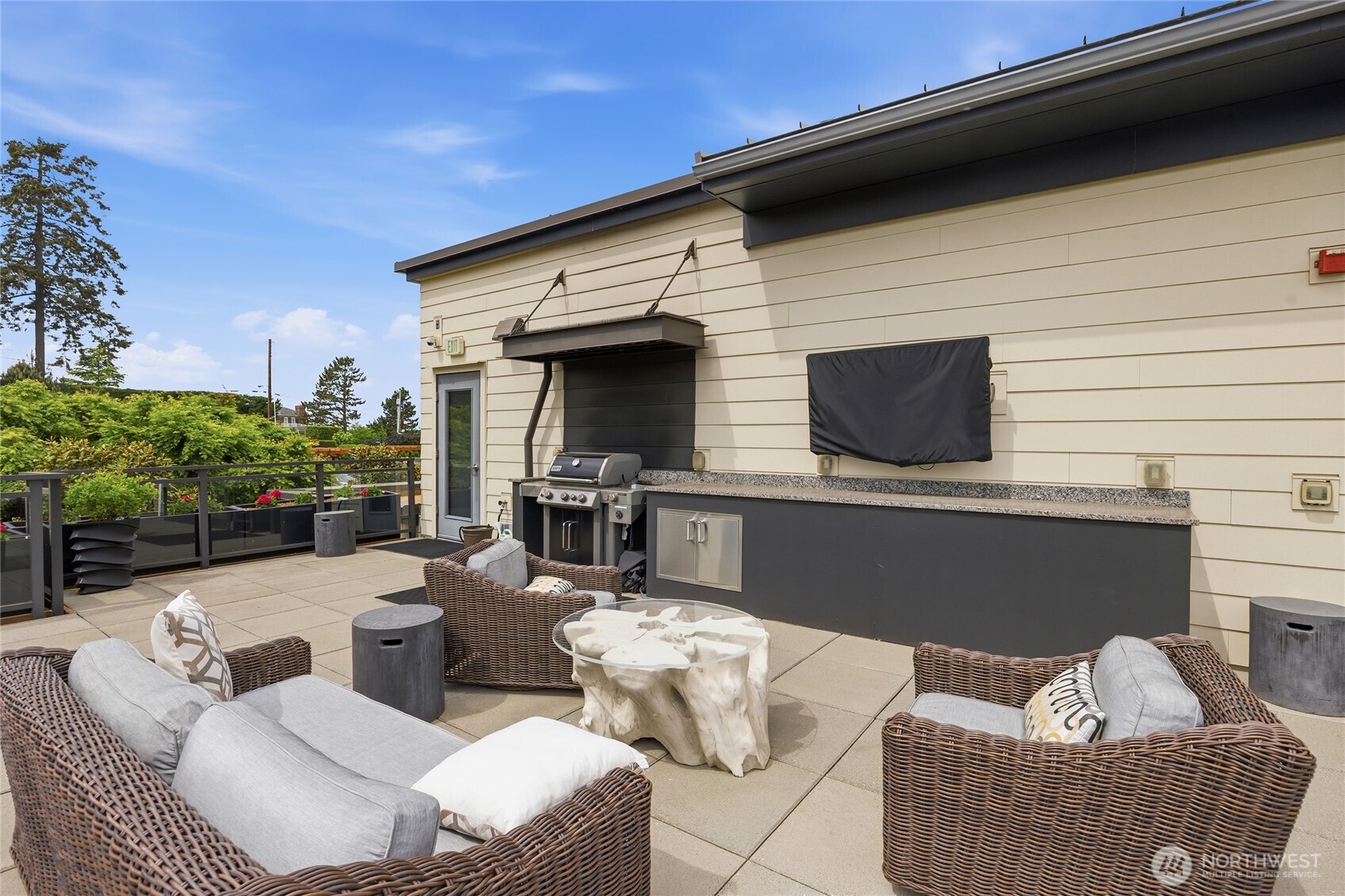 50 Pine Street #202, Edmonds, WA 98020