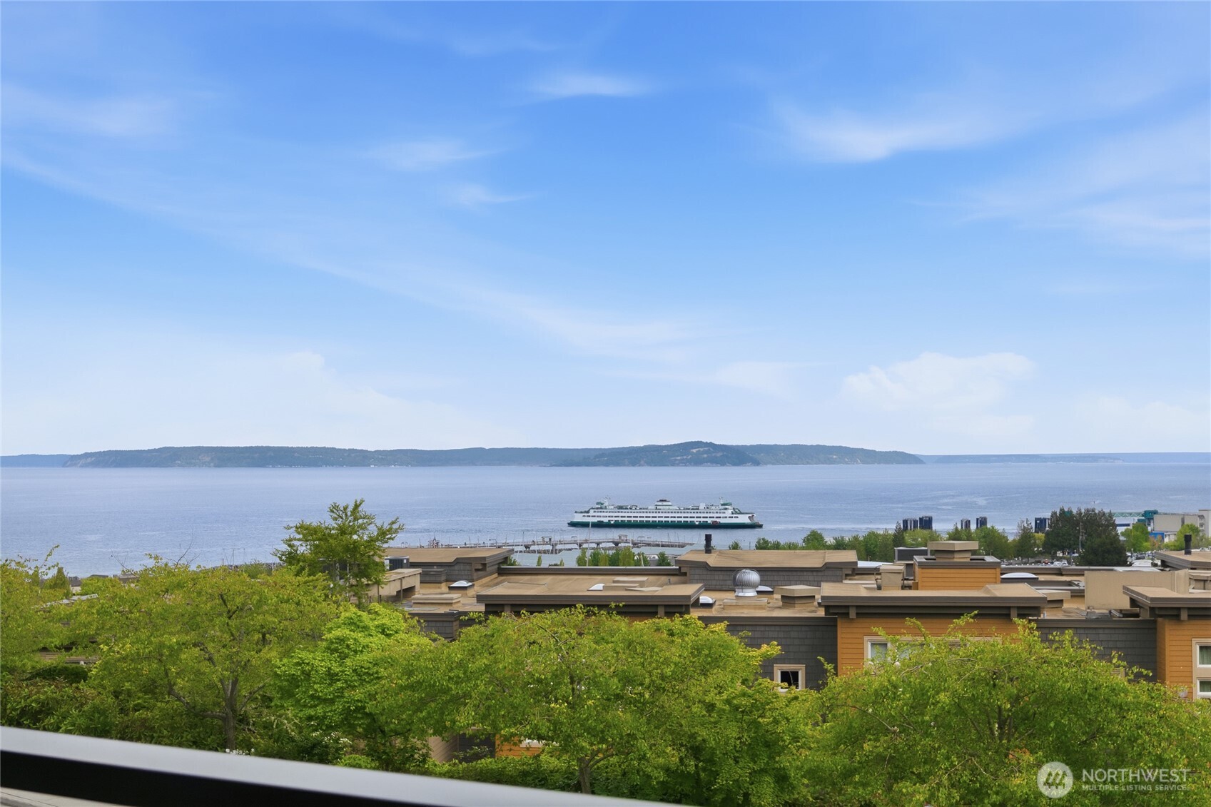 50 Pine Street #202, Edmonds, WA 98020