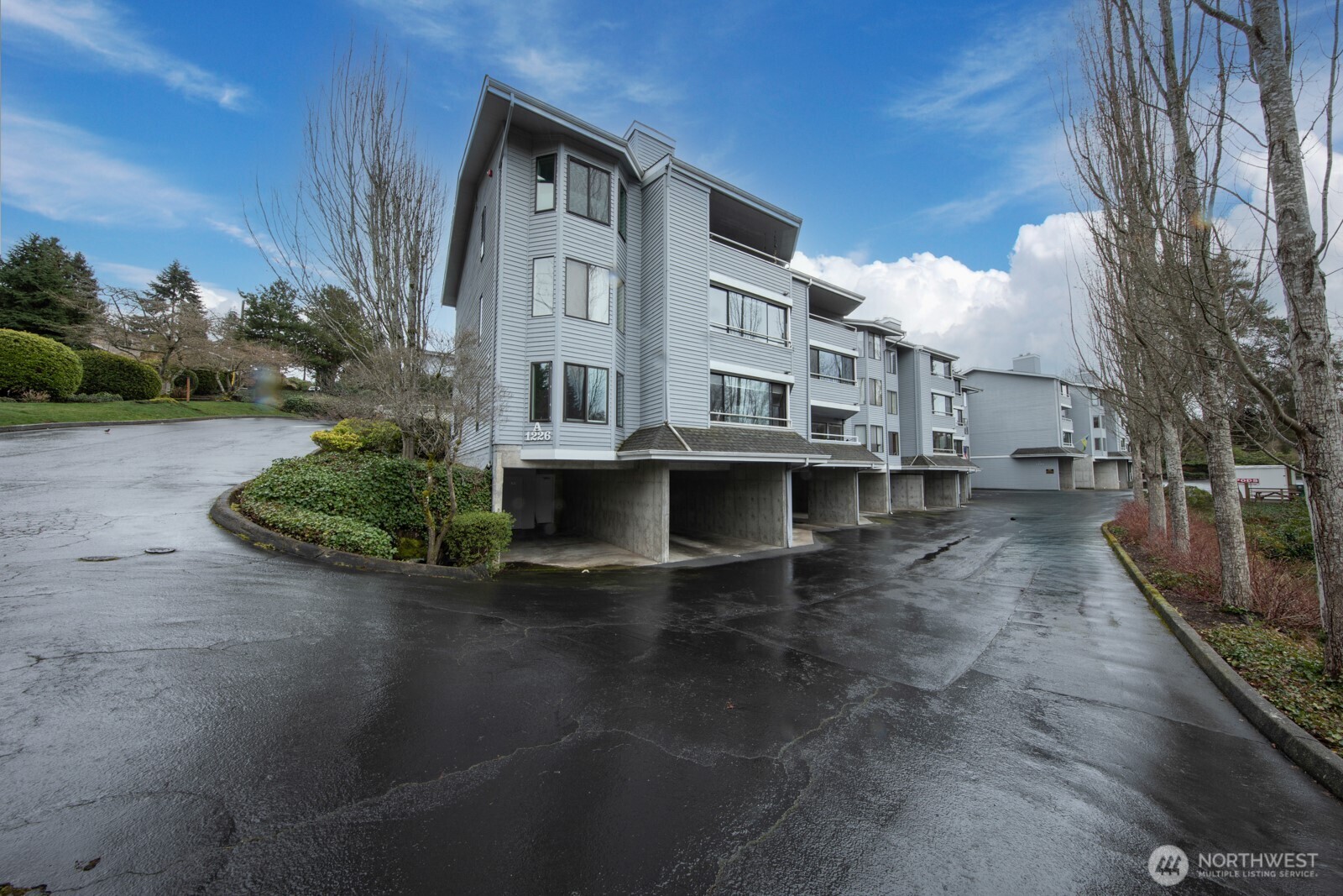 1226 6th Avenue S #A102, Edmonds, WA 98020
