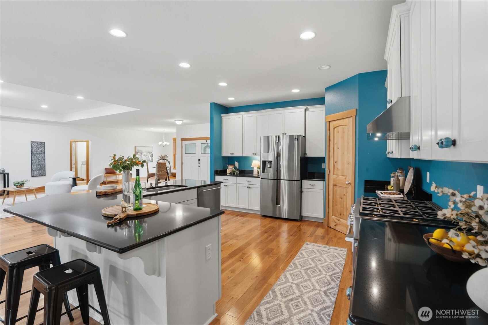 8283 NE 360th Street , Kingston, WA 98346