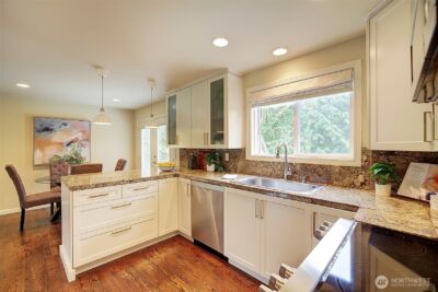 225 131st Avenue NE, Bellevue, WA 98005 - Photo 8
