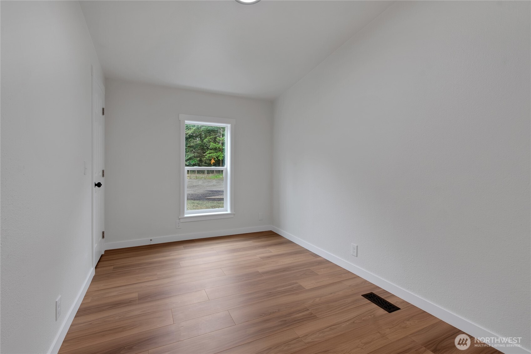 2074 W Cloquallum Road , Shelton, WA 98584