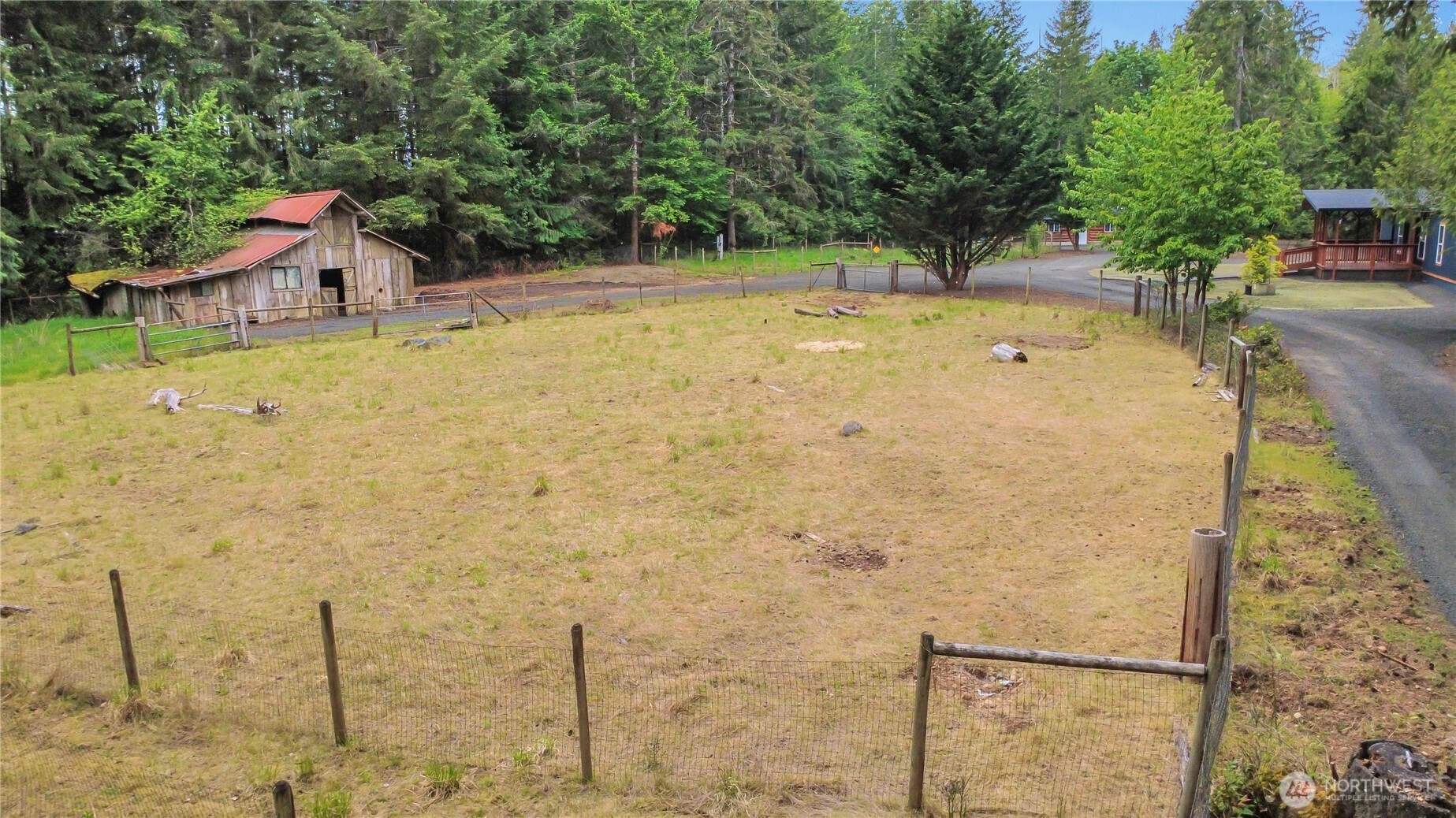 2074 W Cloquallum Road , Shelton, WA 98584