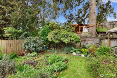 6553 21st Avenue NW, Seattle, WA 98117-5745 - Photo 21