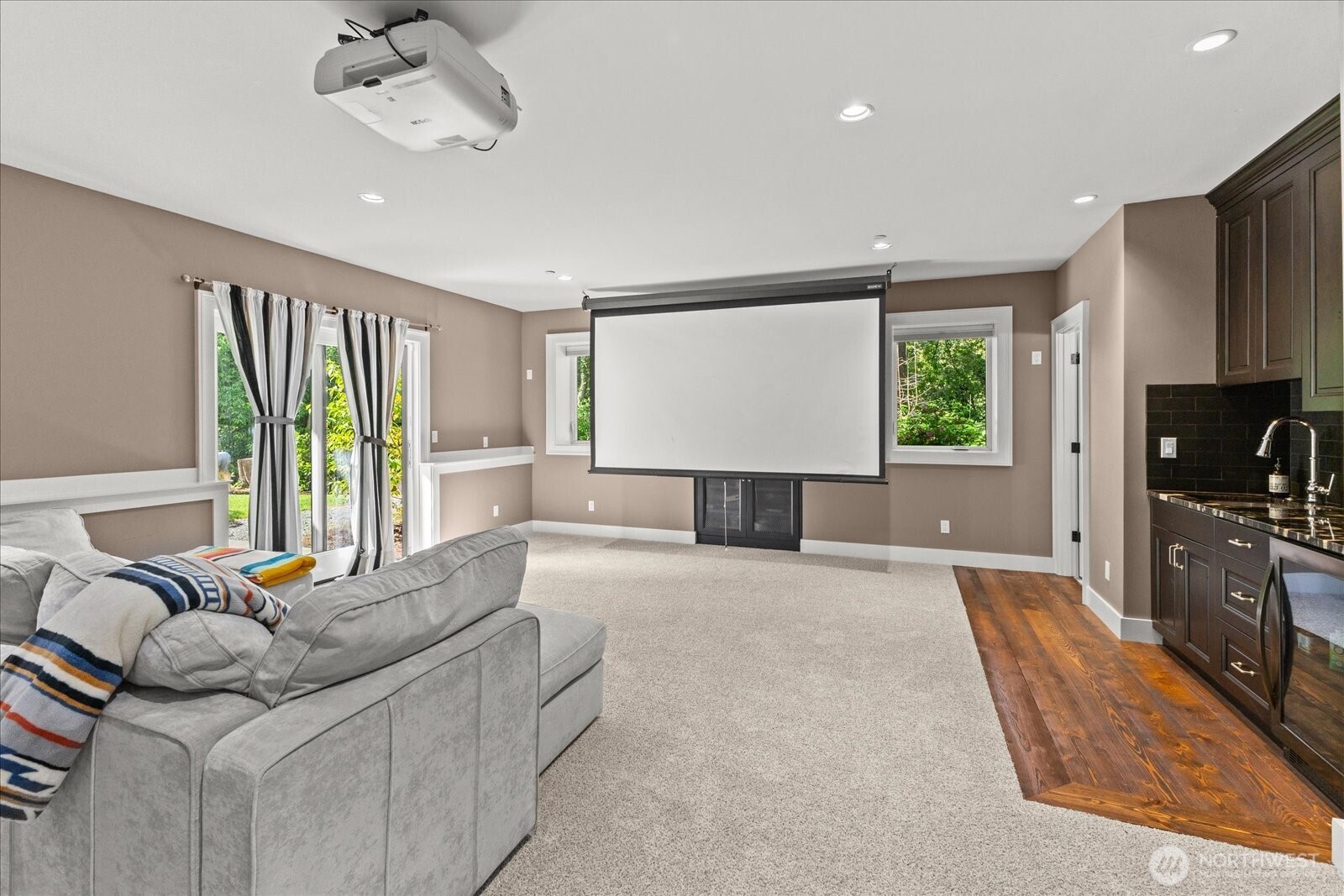 1723 N 128th Street , Seattle, WA 98133-7726