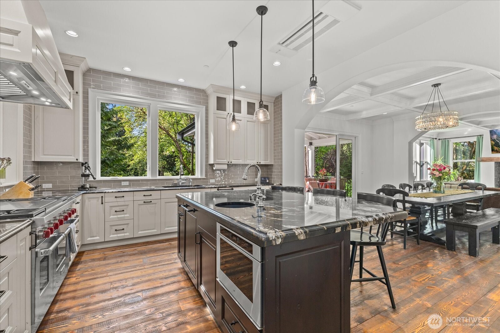 1723 N 128th Street , Seattle, WA 98133-7726