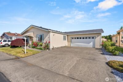 1918 Harrison Avenue #6, Centralia, WA 98531 - Photo 2
