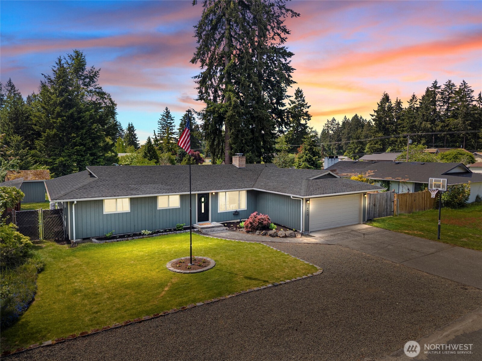 6813 5th Way SE, Lacey, WA 98503