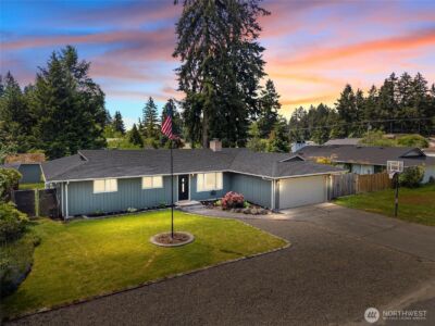 6813 5th Way SE, Lacey, WA 98503 - Photo 2