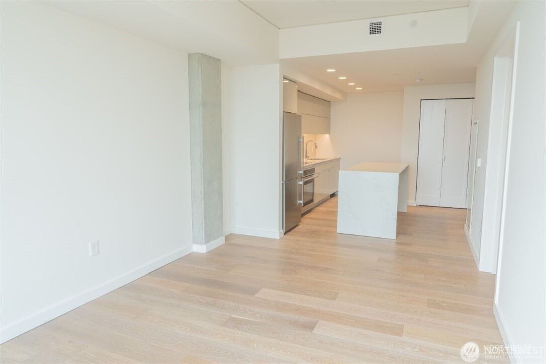 450 S Main Street #1605, Seattle, WA 98104