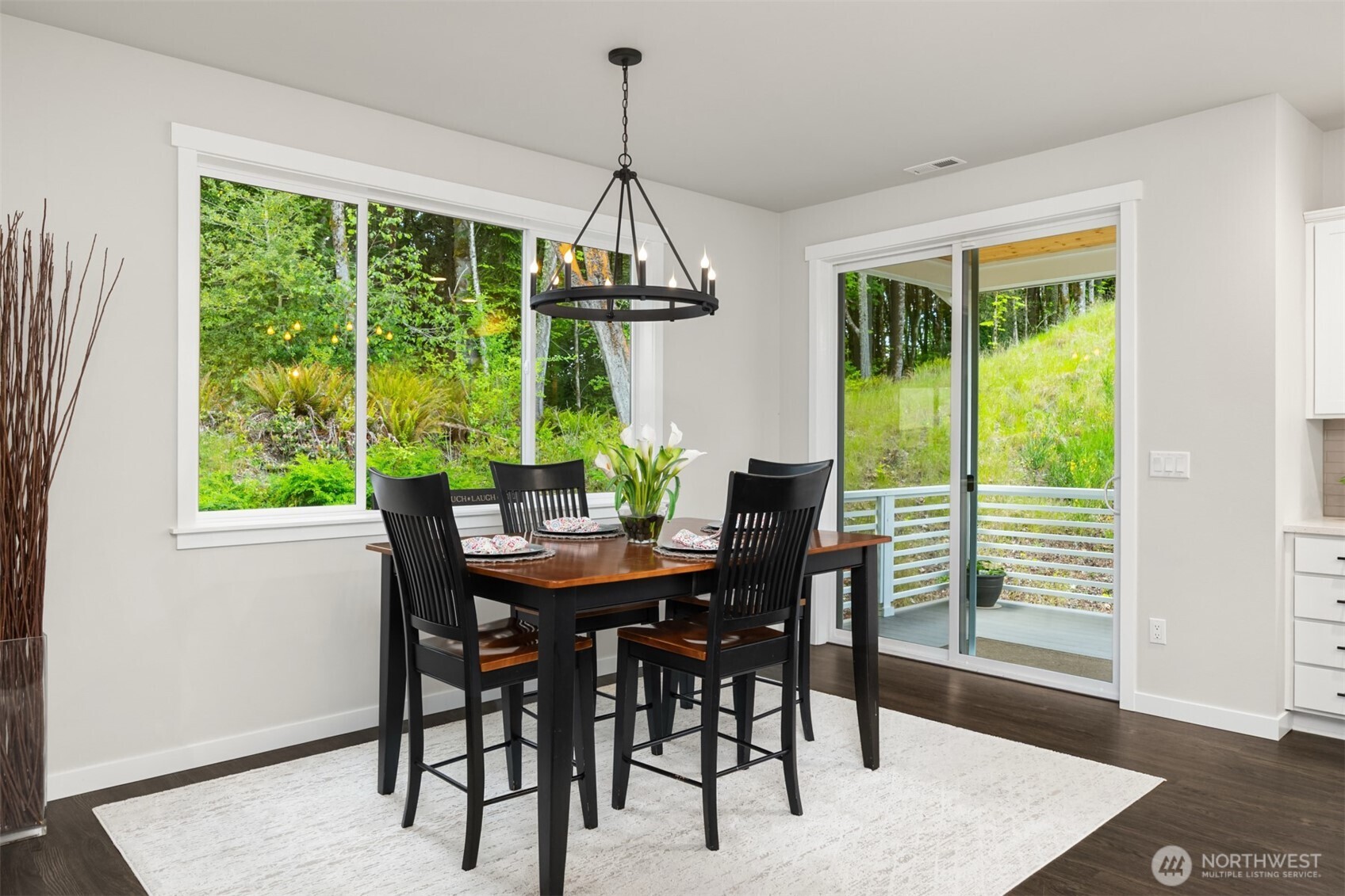 1762 NE Crystallia Court , Poulsbo, WA 98370