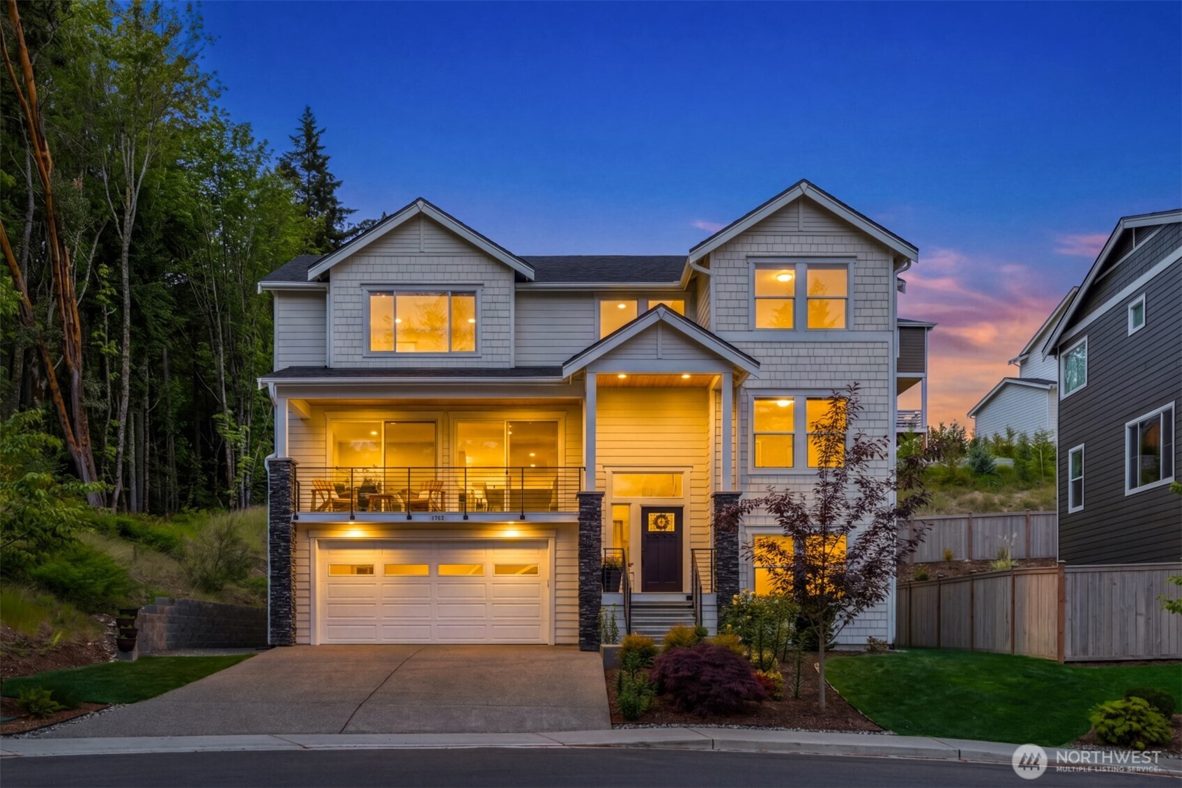 1762 NE Crystallia Court , Poulsbo, WA 98370