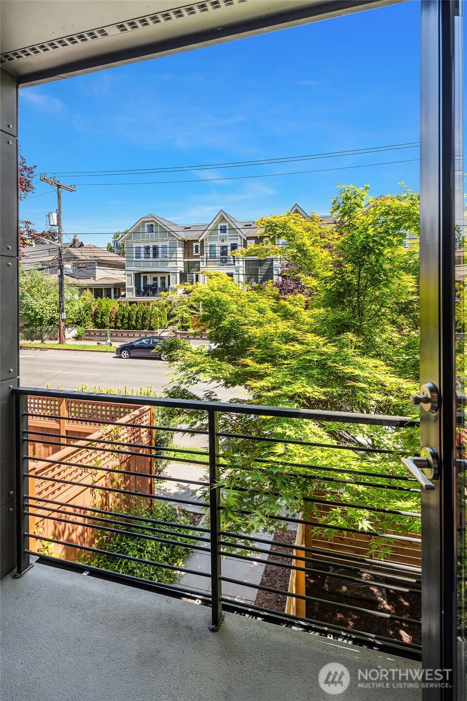 219 12th Avenue E #A, Seattle, WA 98102