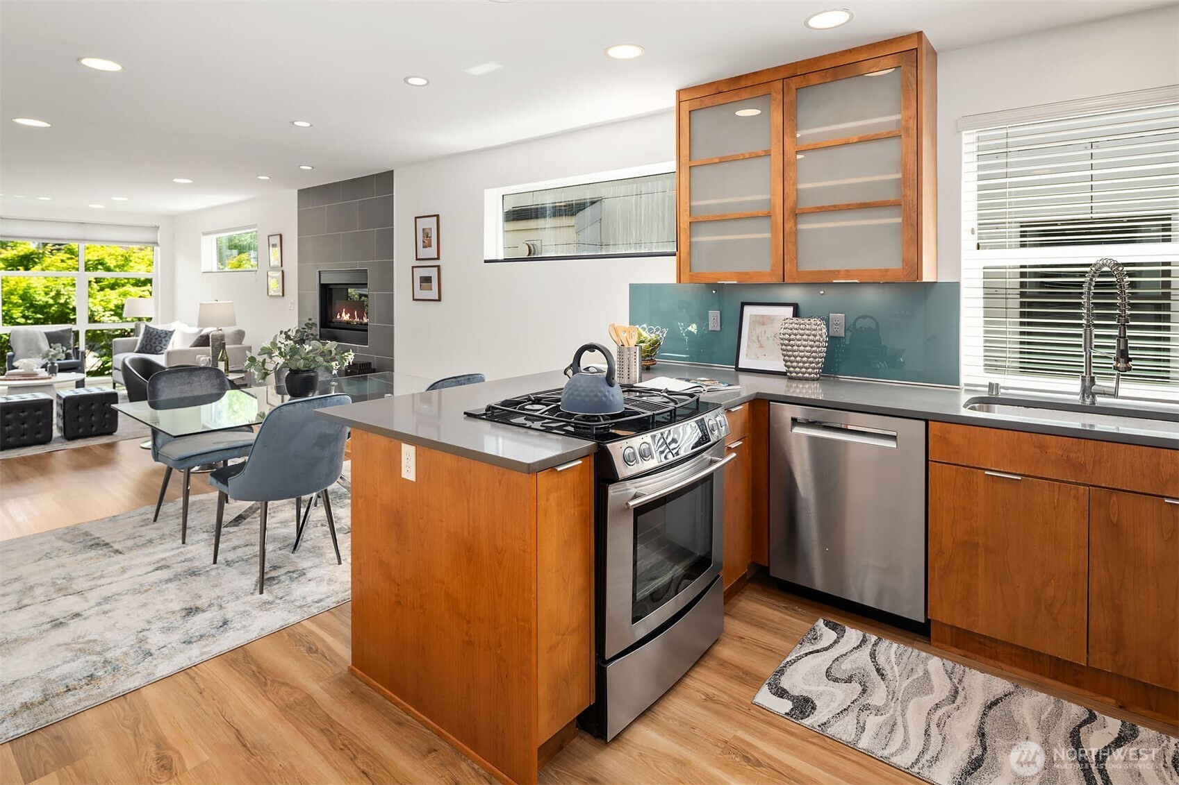 219 12th Avenue E #A, Seattle, WA 98102