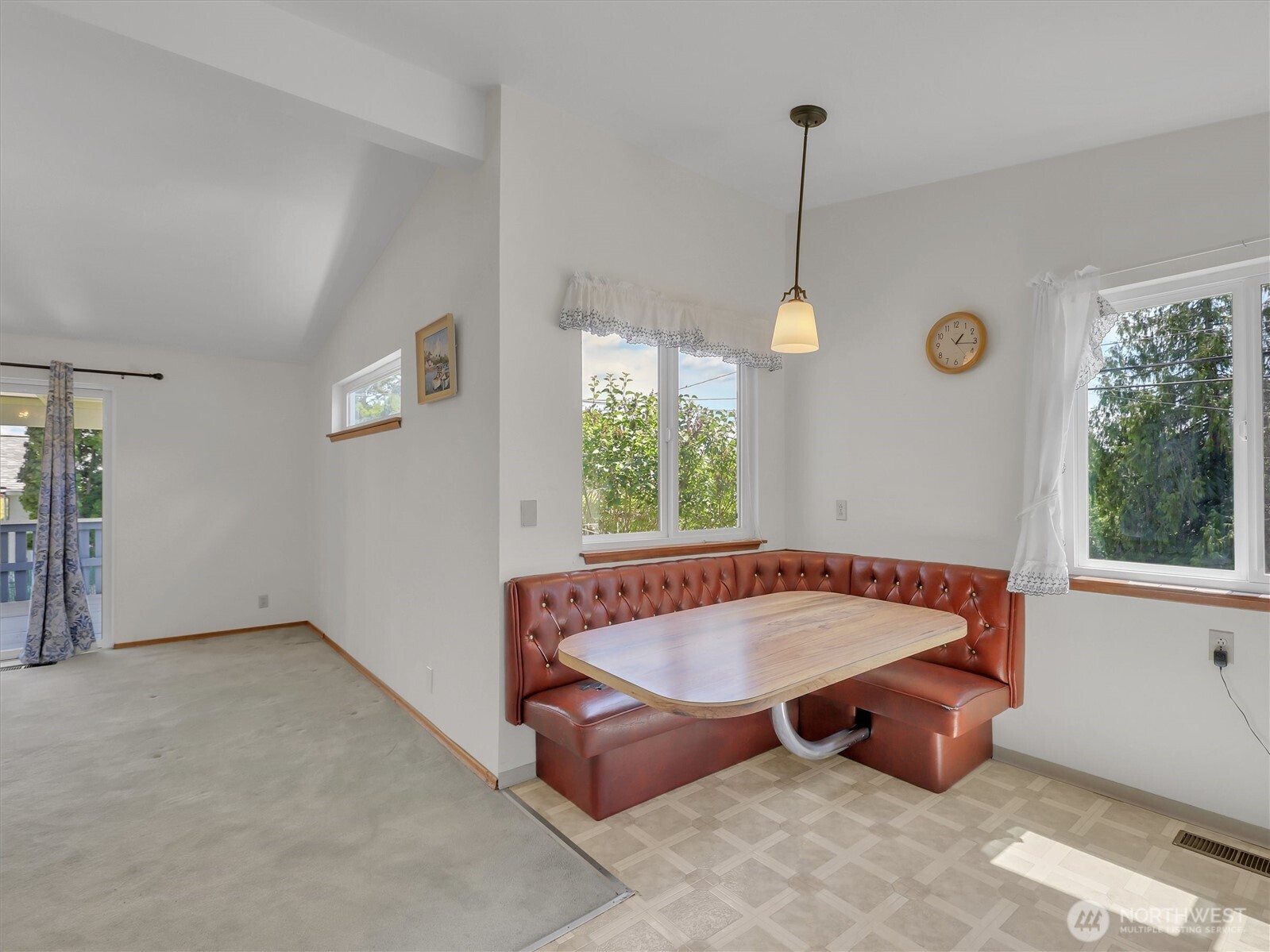 6512 NE 196th Street , Kenmore, WA 98028