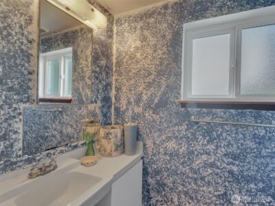 6512 NE 196th Street , Kenmore, WA 98028 - Photo 33