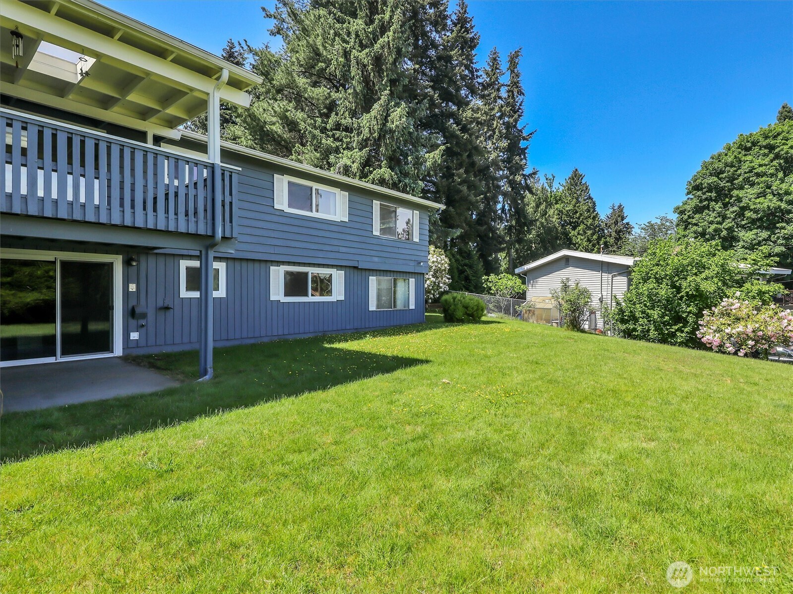 6512 NE 196th Street , Kenmore, WA 98028