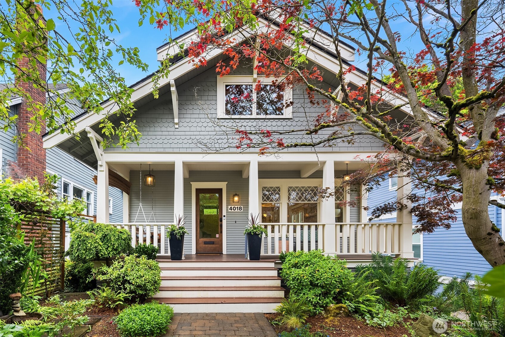 4018 2nd Avenue NE, Seattle, WA 98105