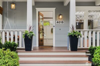 4018 2nd Avenue NE, Seattle, WA 98105 - Photo 2
