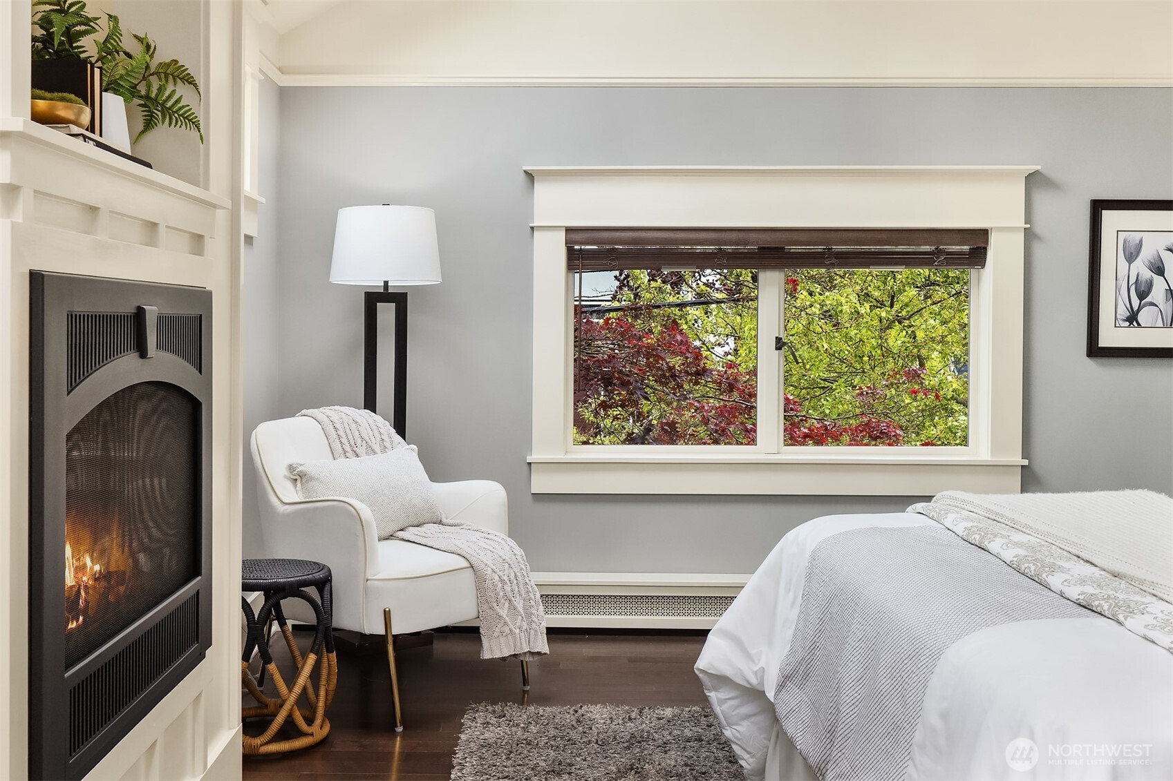 4018 2nd Avenue NE, Seattle, WA 98105