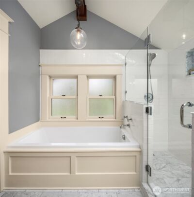 4018 2nd Avenue NE, Seattle, WA 98105 - Photo 27