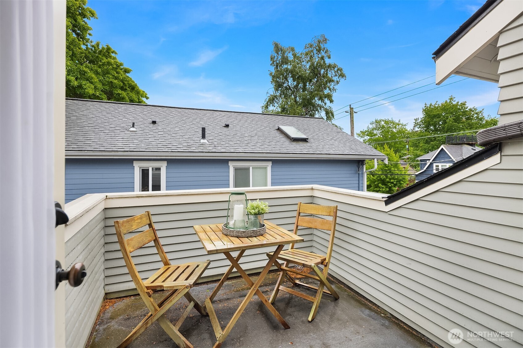 4018 2nd Avenue NE, Seattle, WA 98105