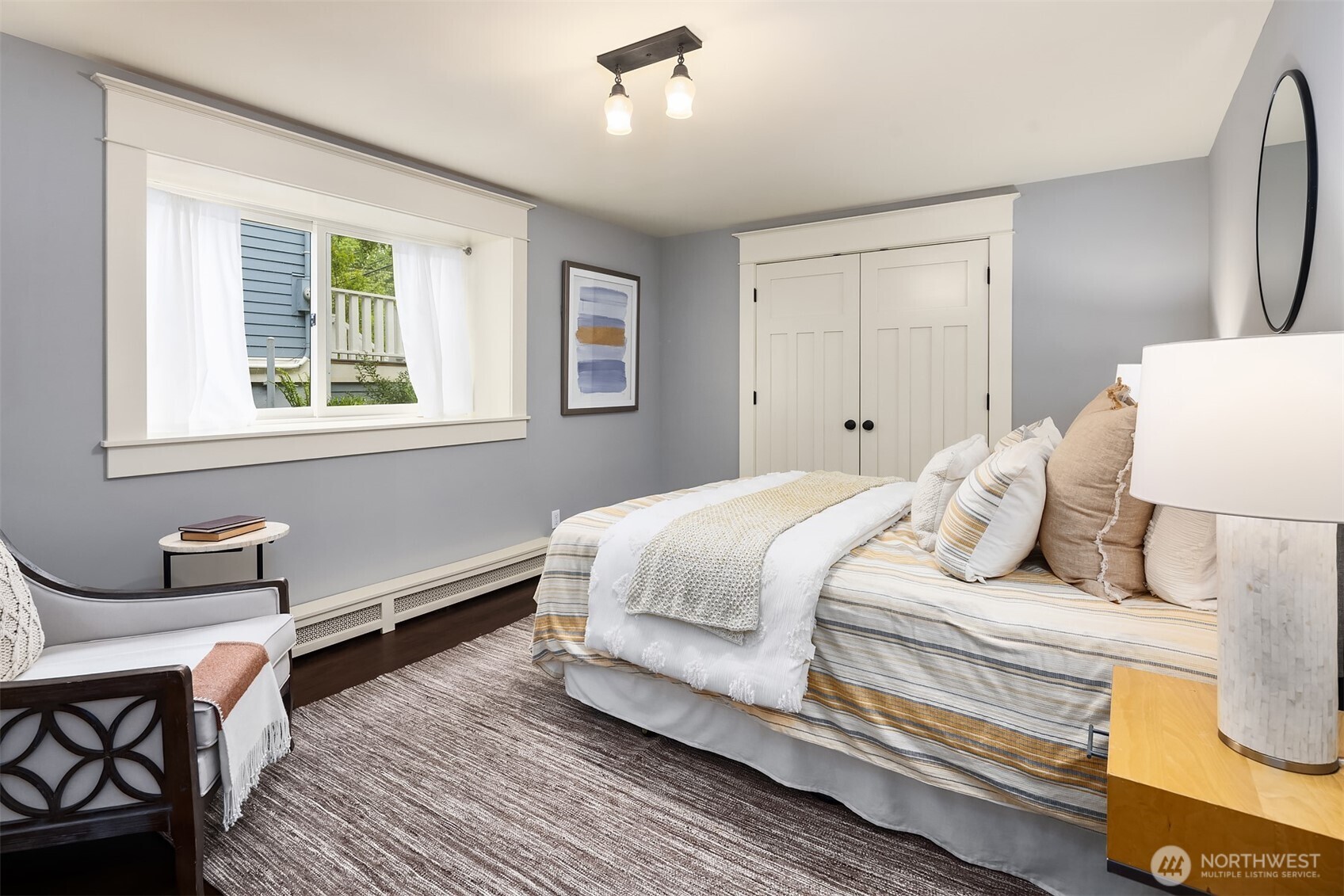 4018 2nd Avenue NE, Seattle, WA 98105