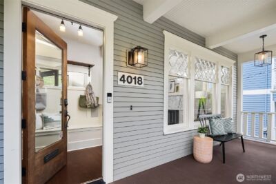 4018 2nd Avenue NE, Seattle, WA 98105 - Photo 4