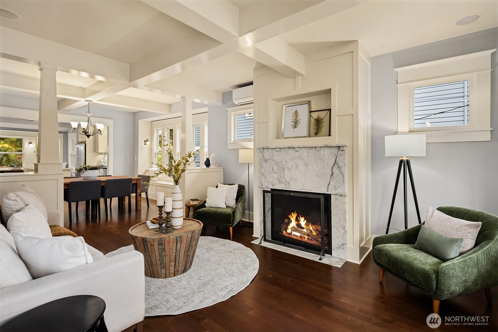 4018 2nd Avenue NE, Seattle, WA 98105