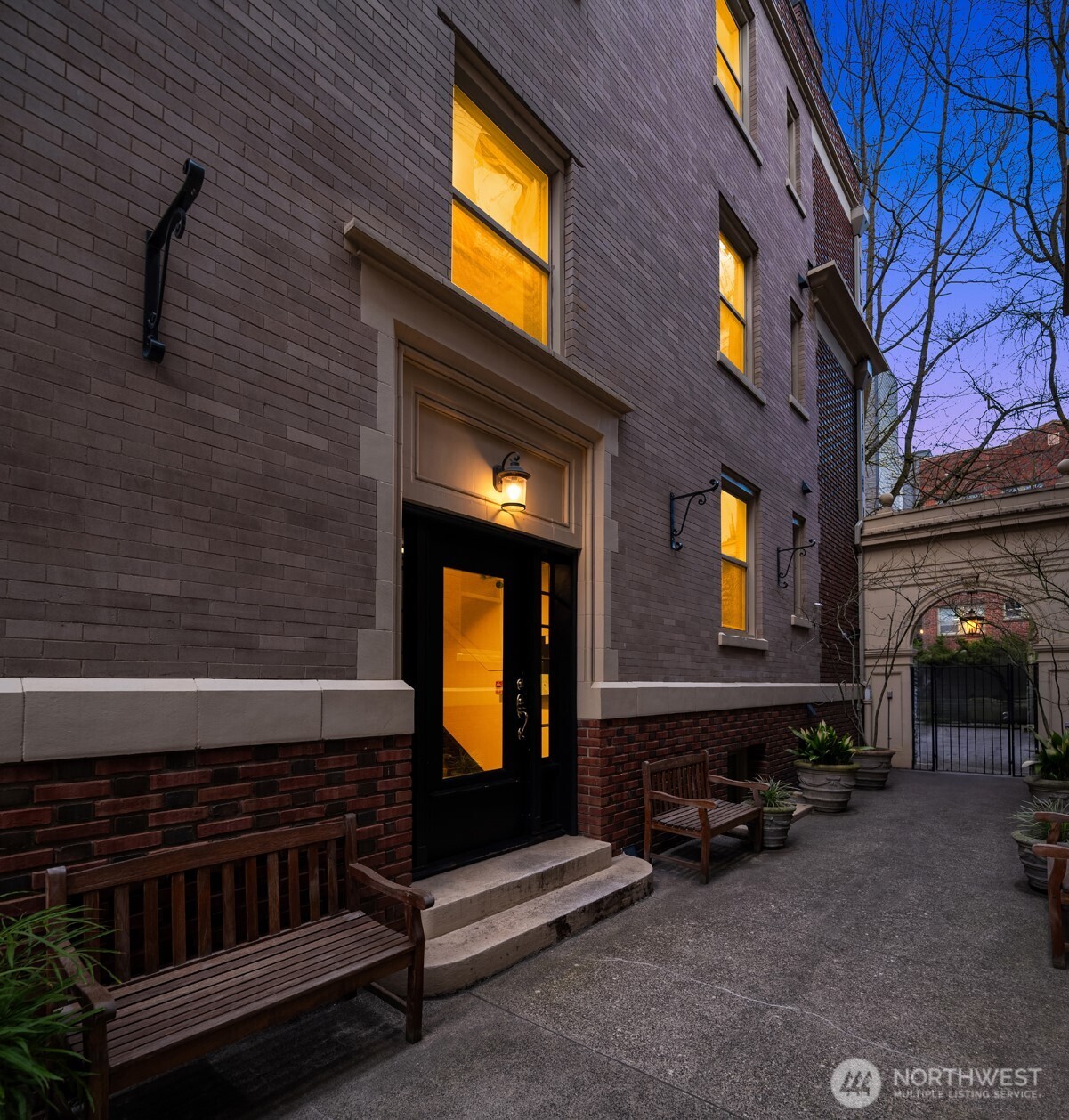 129 Warren Avenue N #G, Seattle, WA 98109