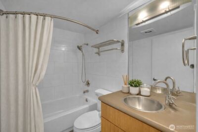 3401 Wallingford Avenue N #210, Seattle, WA 98103-9068 - Photo 17