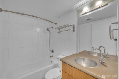 3401 Wallingford Avenue N #210, Seattle, WA 98103-9068 - Photo 18