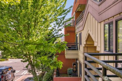 3401 Wallingford Avenue N #210, Seattle, WA 98103-9068 - Photo 22