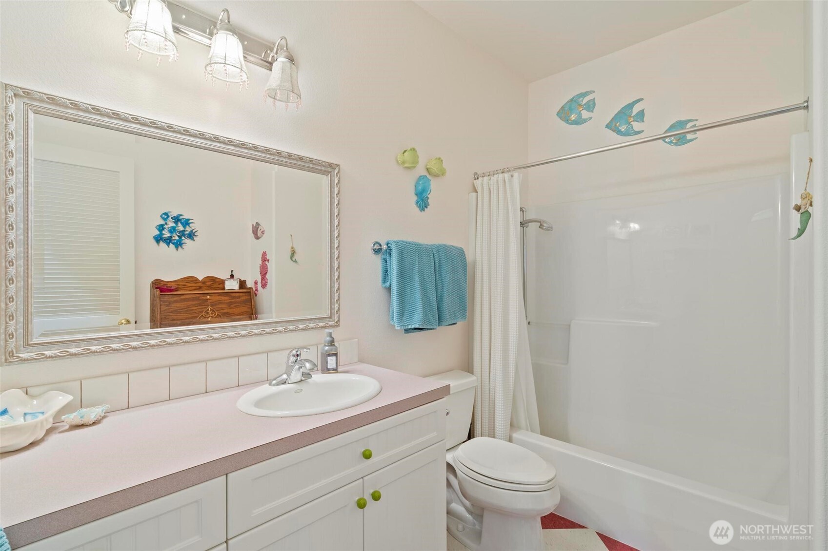 3025 Harrison Avenue , Centralia, WA 98531