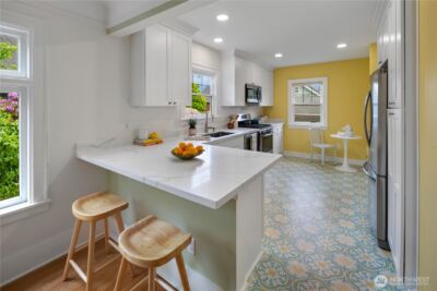 7529 32nd Avenue NW, Seattle, WA 98117 - Photo 11
