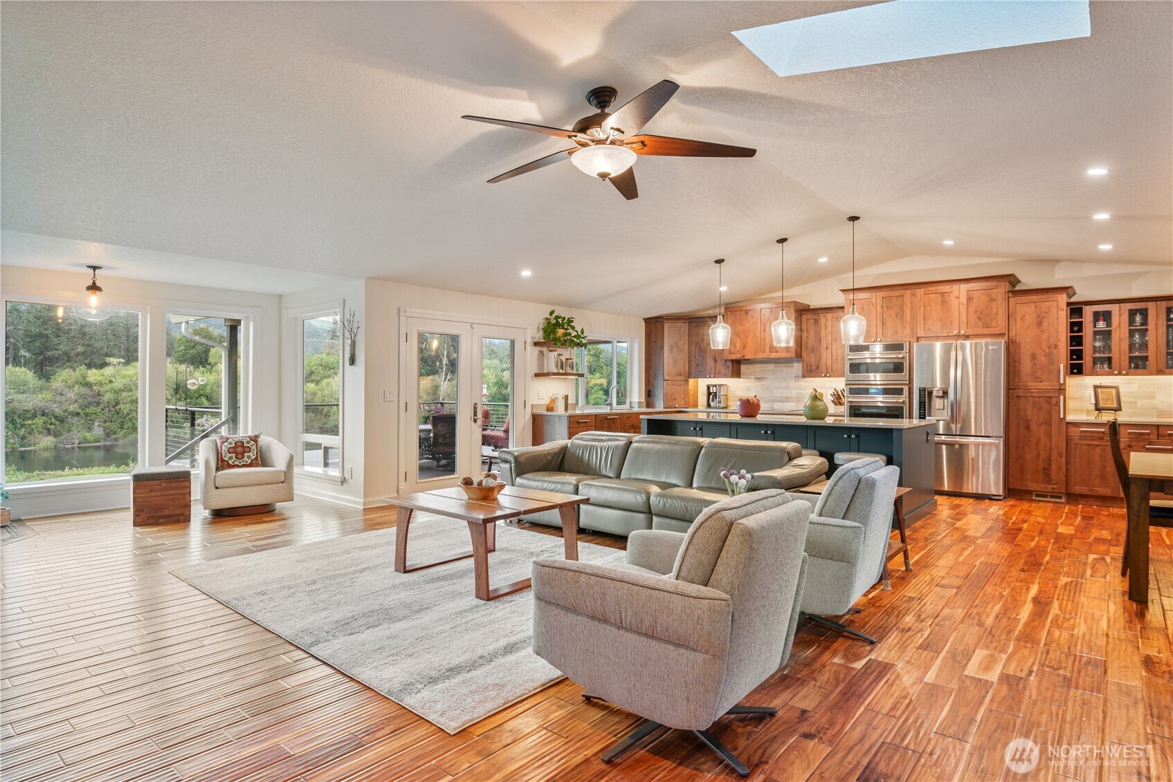 3004 Blue Heron Drive , Woodland, WA 98674