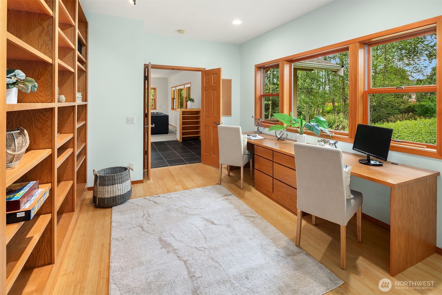 14730 75th Avenue NE, Kenmore, WA 98028