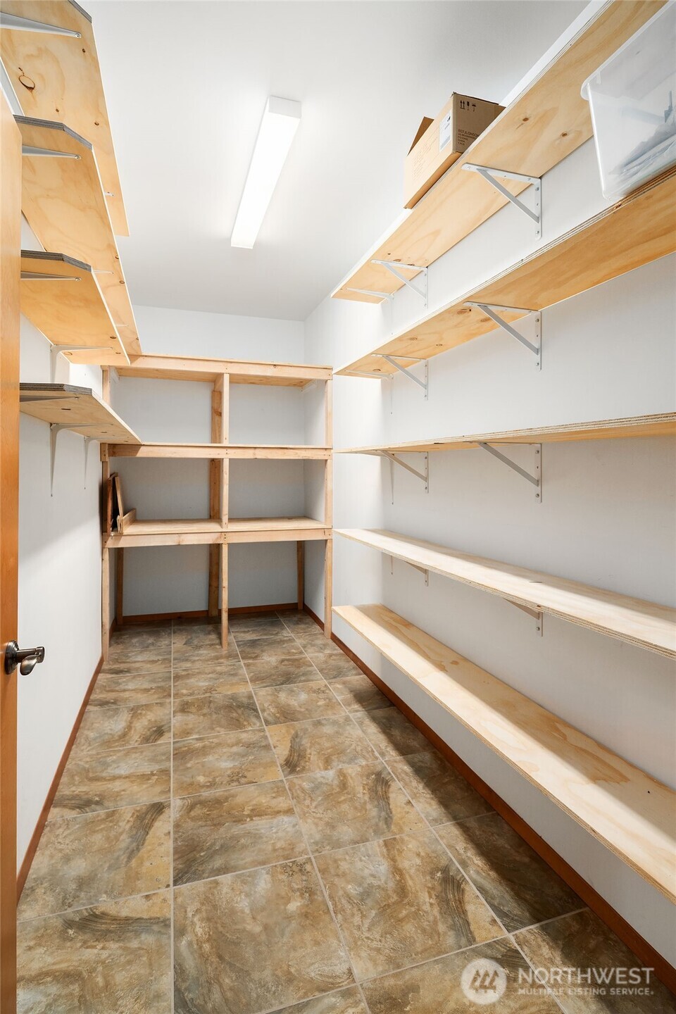14730 75th Avenue NE, Kenmore, WA 98028