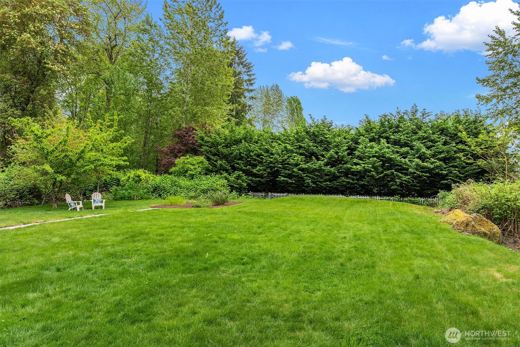 14730 75th Avenue NE, Kenmore, WA 98028
