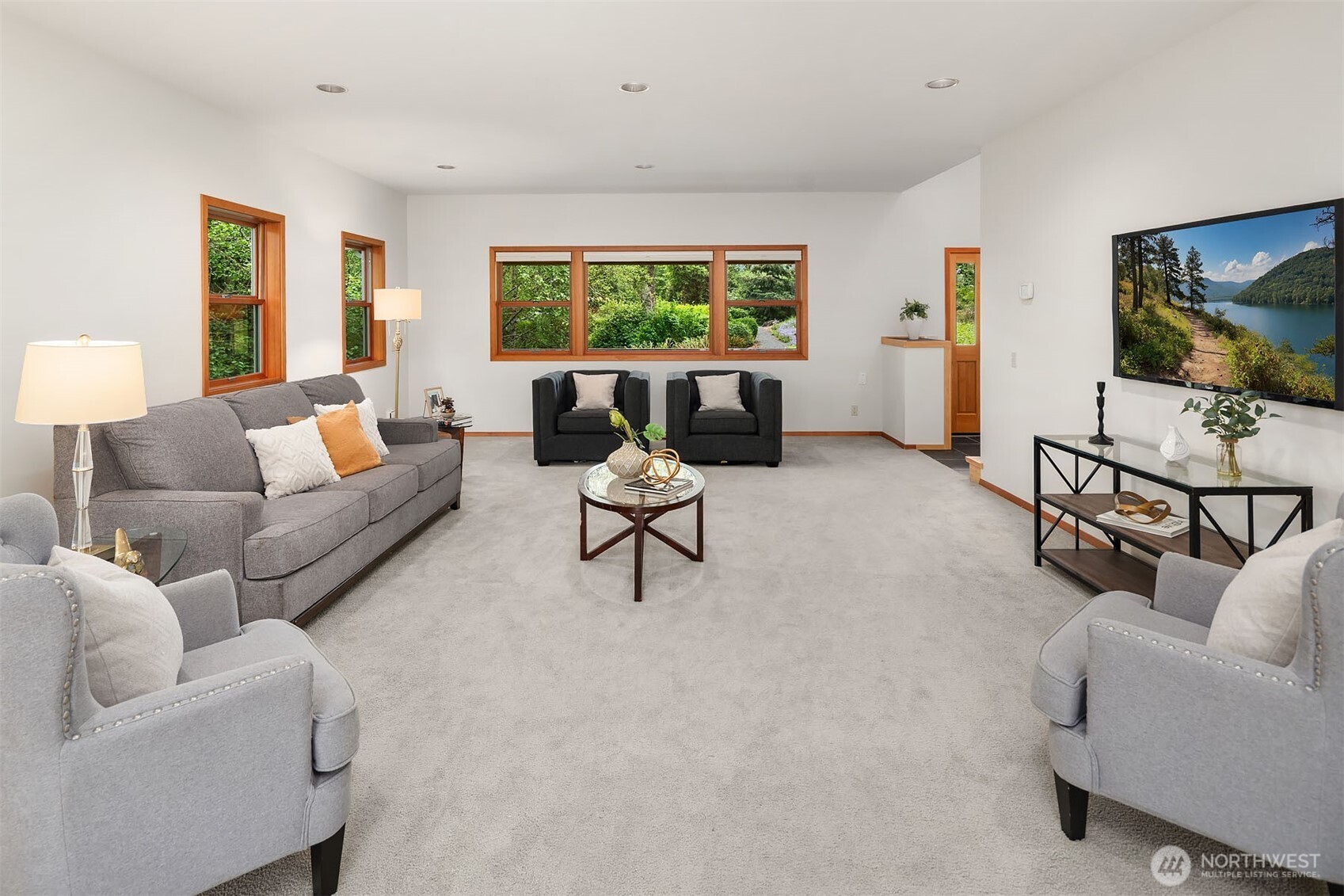 14730 75th Avenue NE, Kenmore, WA 98028