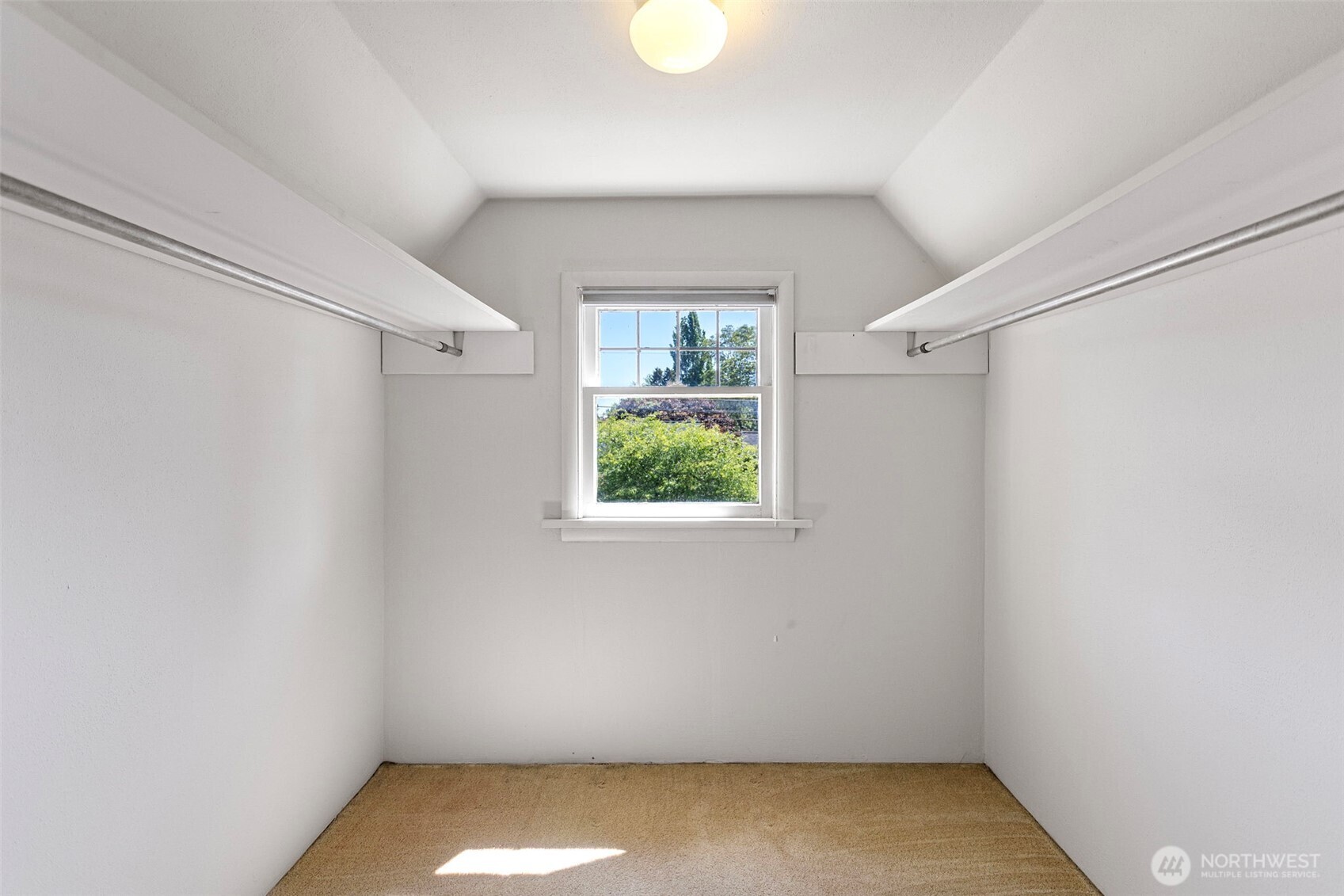 4812 SW Stevens Street , Seattle, WA 98116