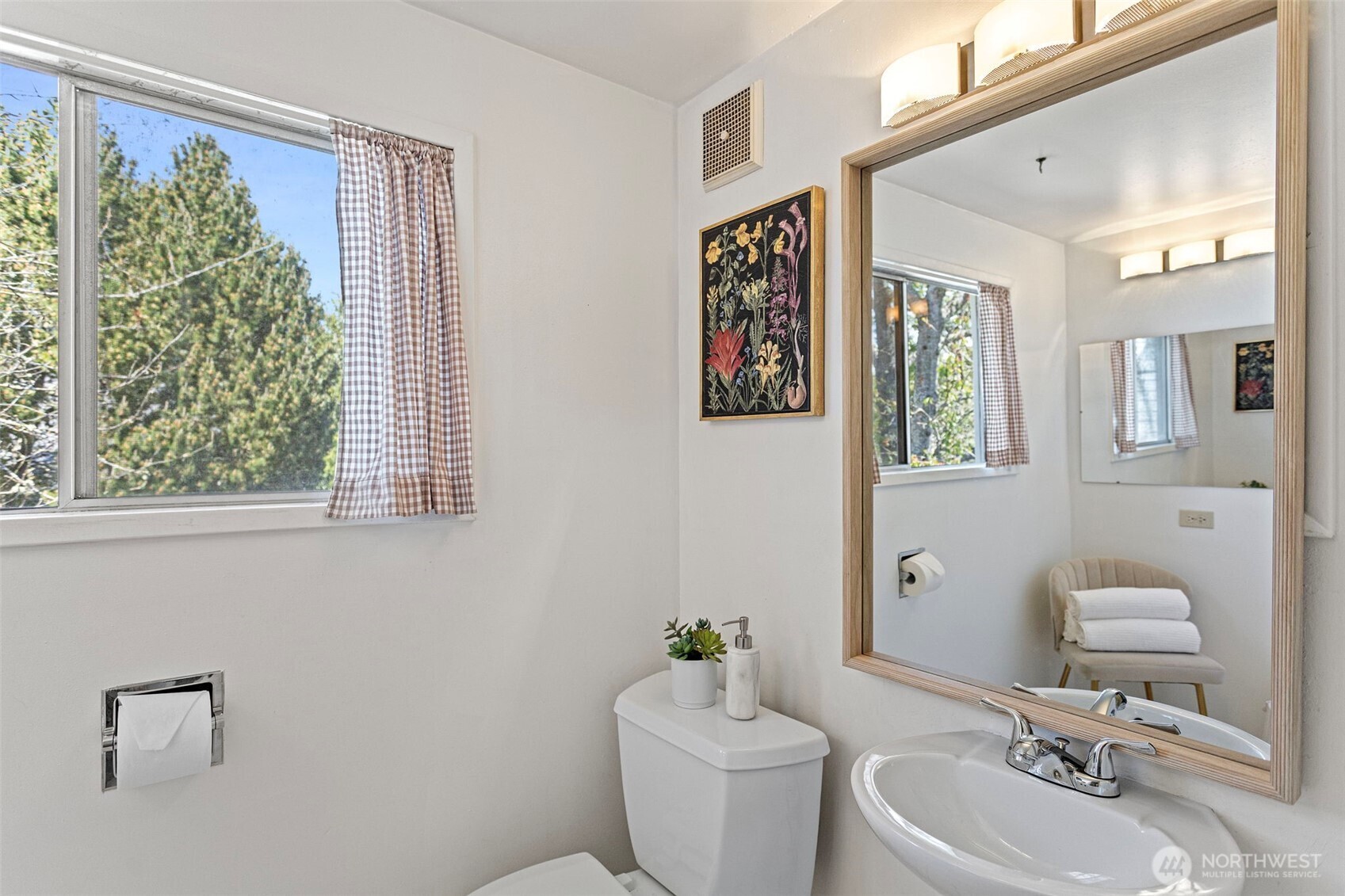 4812 SW Stevens Street , Seattle, WA 98116