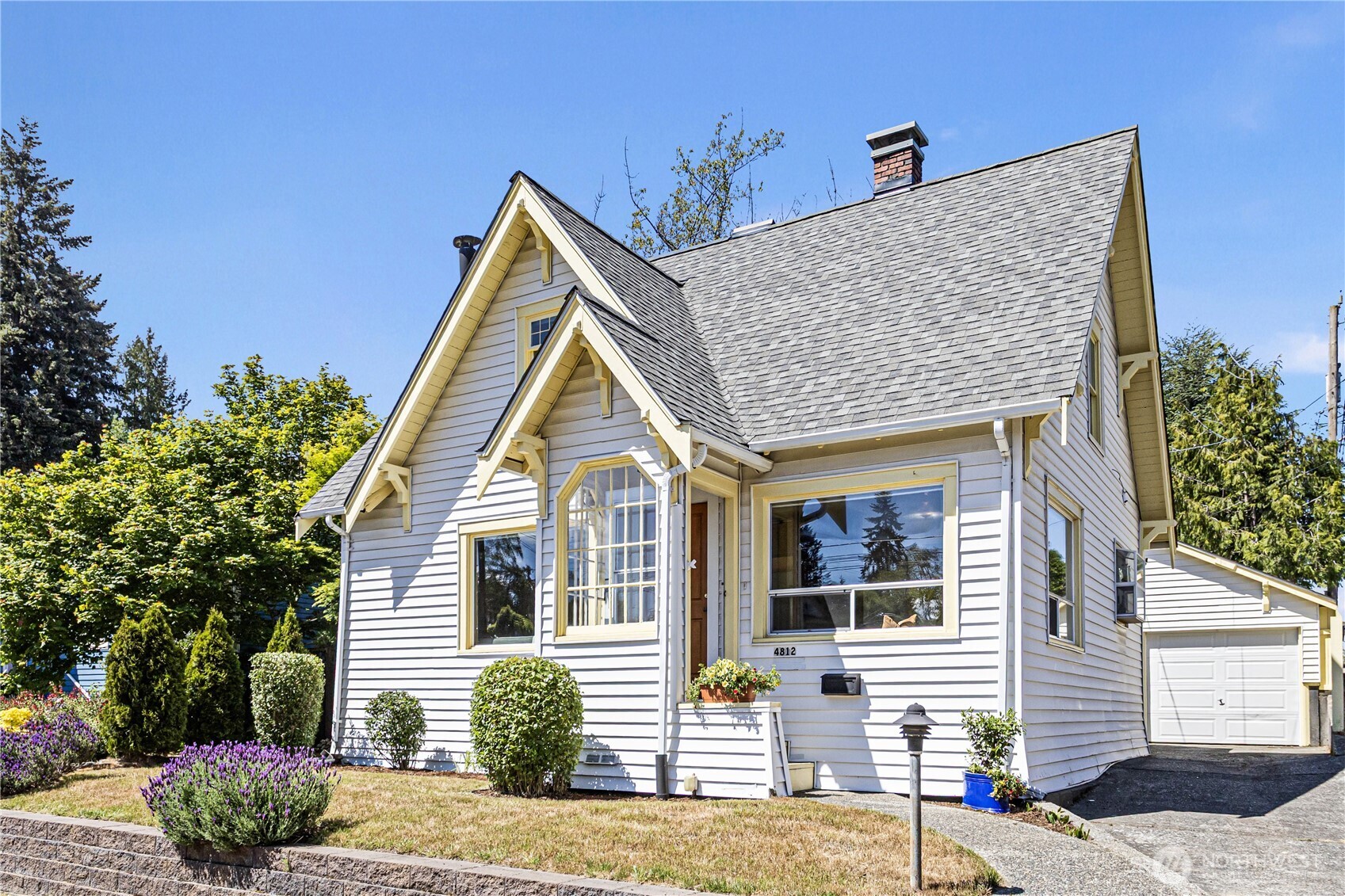 4812 SW Stevens Street , Seattle, WA 98116