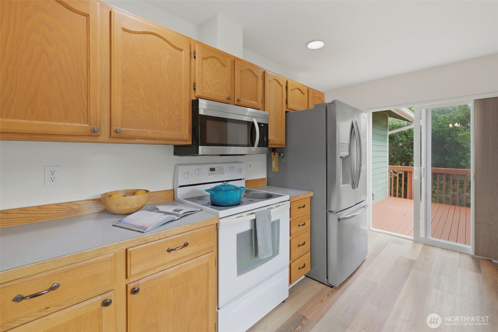 24130 Madura Drive NE, Kingston, WA 98346