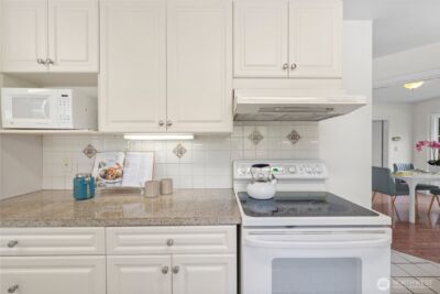 2926 W Blaine Street , Seattle, WA 98199 - Photo 12