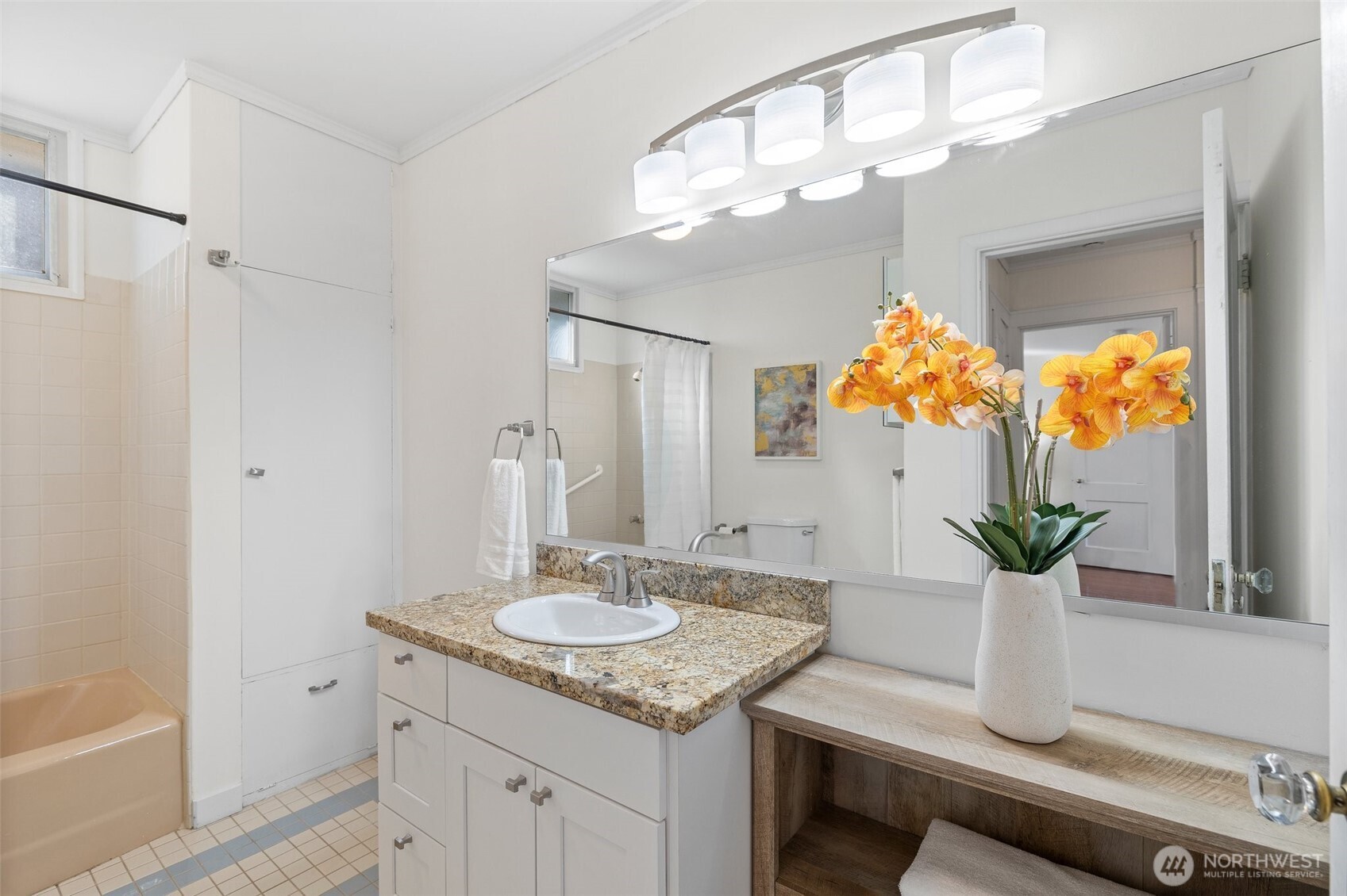 2926 W Blaine Street , Seattle, WA 98199