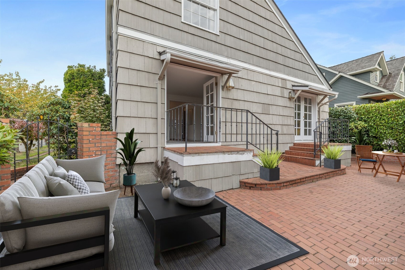 2926 W Blaine Street , Seattle, WA 98199